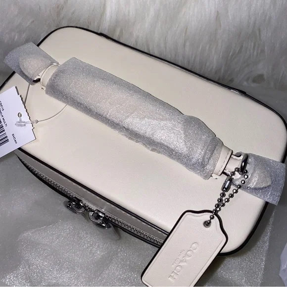 Coach leather Cosmetic Case With Cherry Print New with tags - Picture 11 of 14